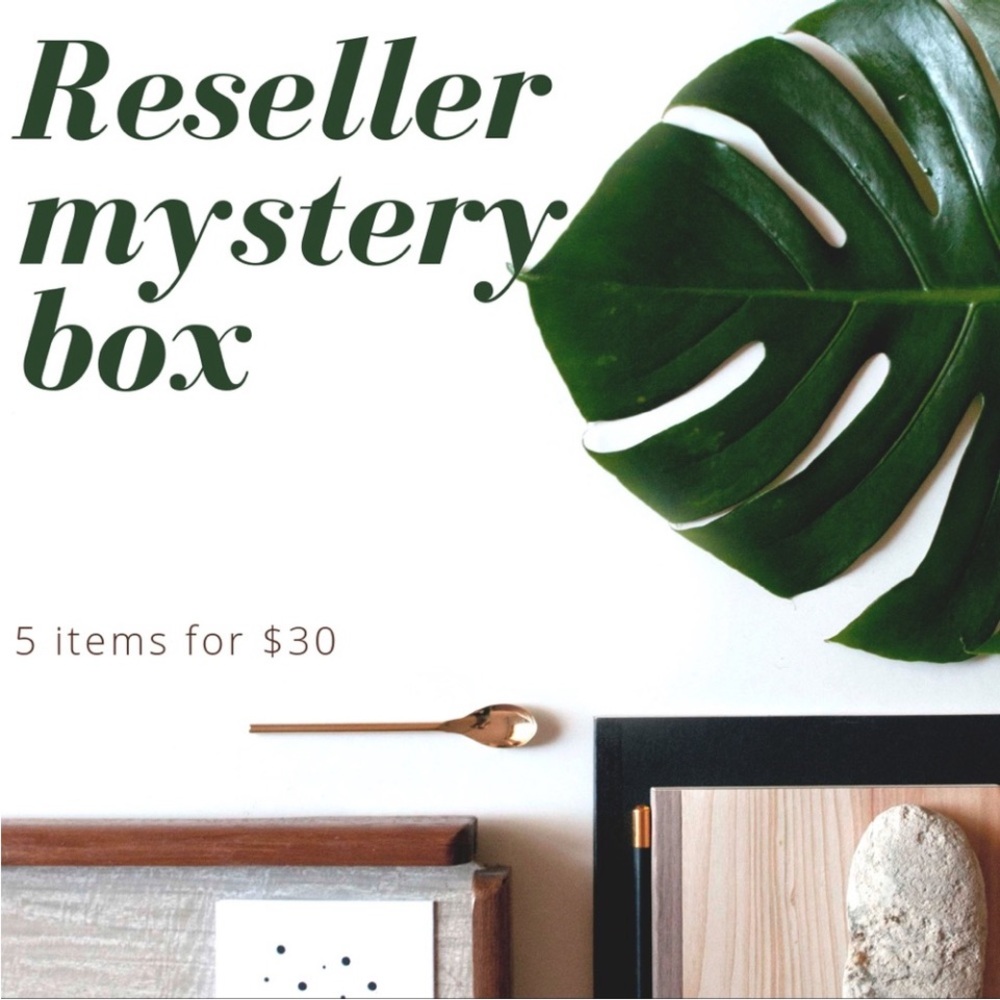 Reseller Mystery‎ Box - 5 Items